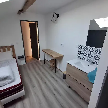 Au Milieu De La Campagne Holiday home